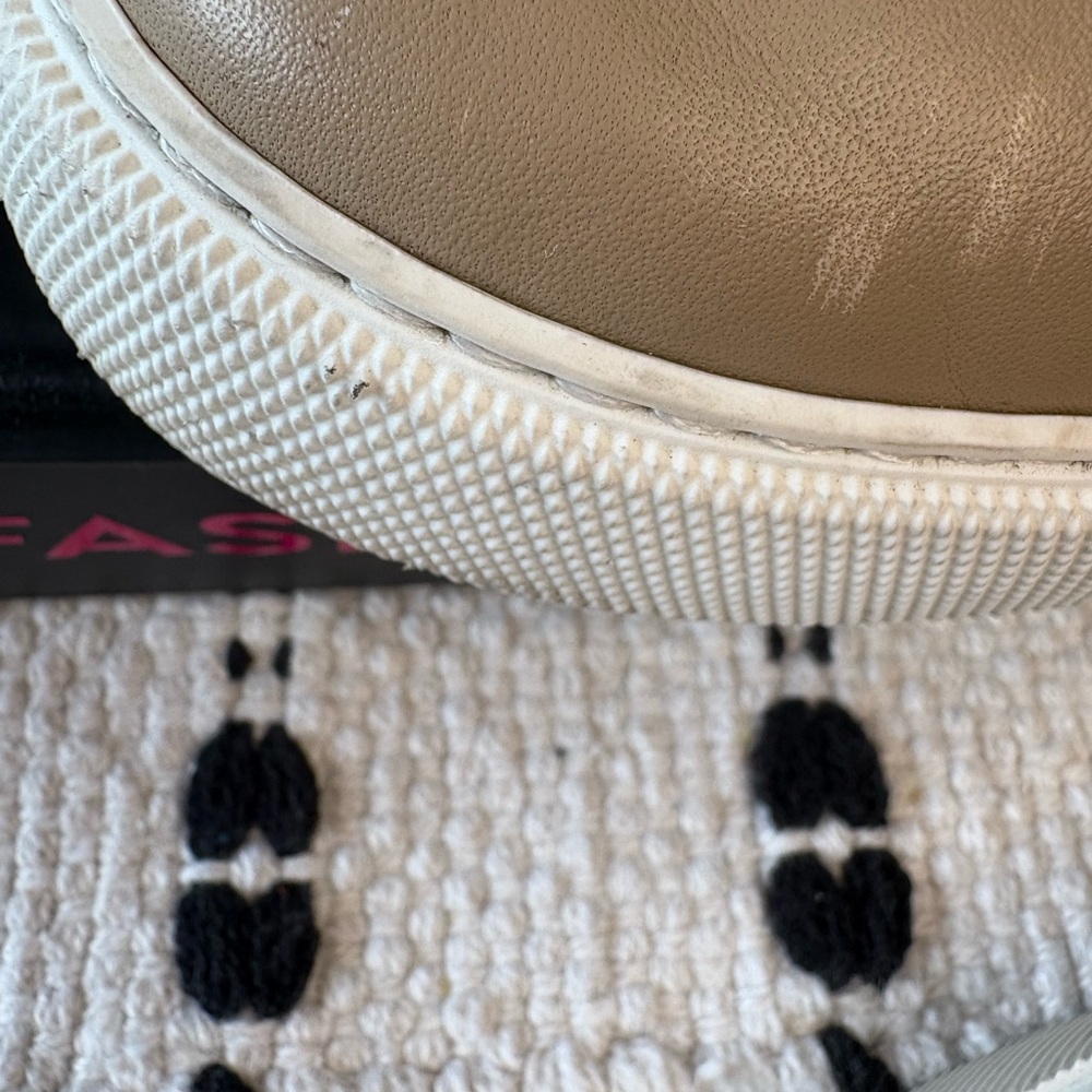 Authentic BURBERRY Jack Vintage Check Low Top Sneakers. - Picture 11 of 12